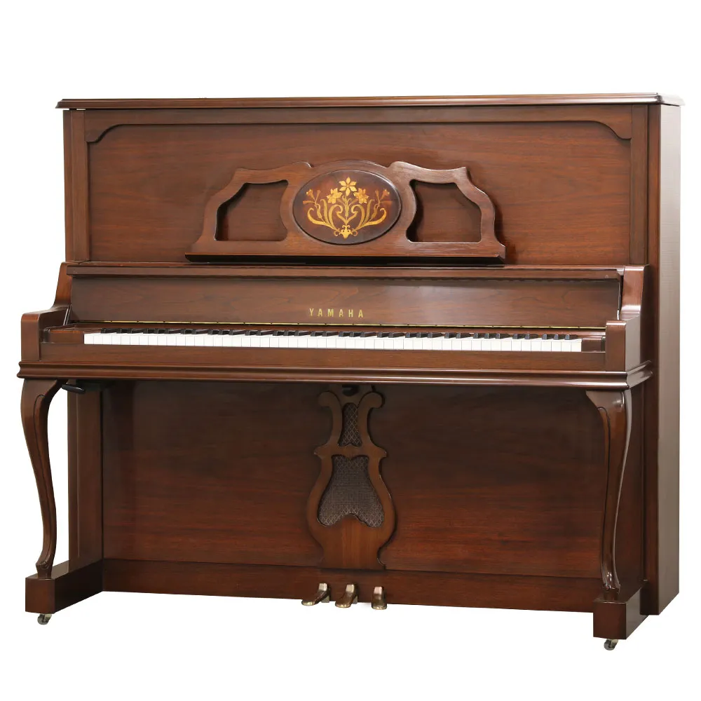 高級感漂う木目のアップライトピアノ 24日まで