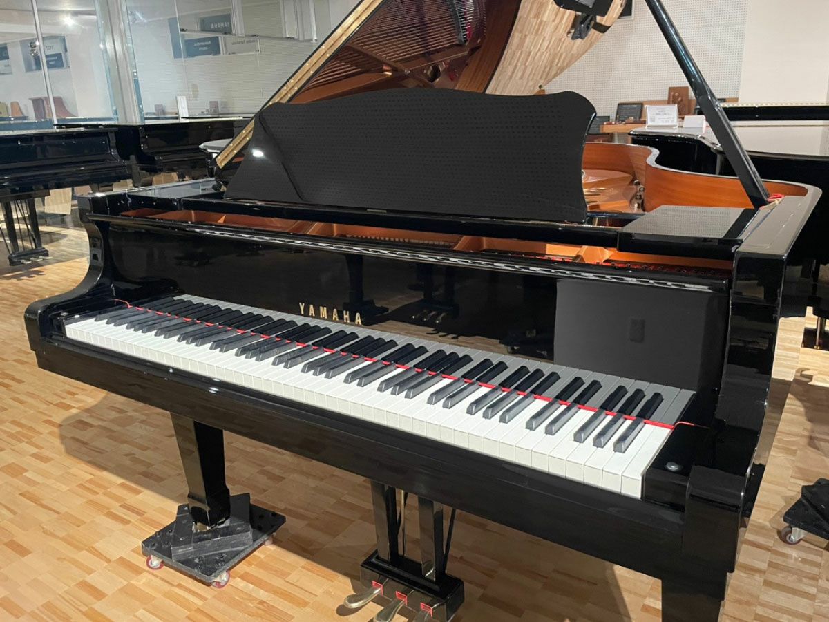 品質保証人気超価格　ヤマハグランドピアノ　C-5　高級ベストセラーモデル、音大生にも人気♪ グランドピアノ