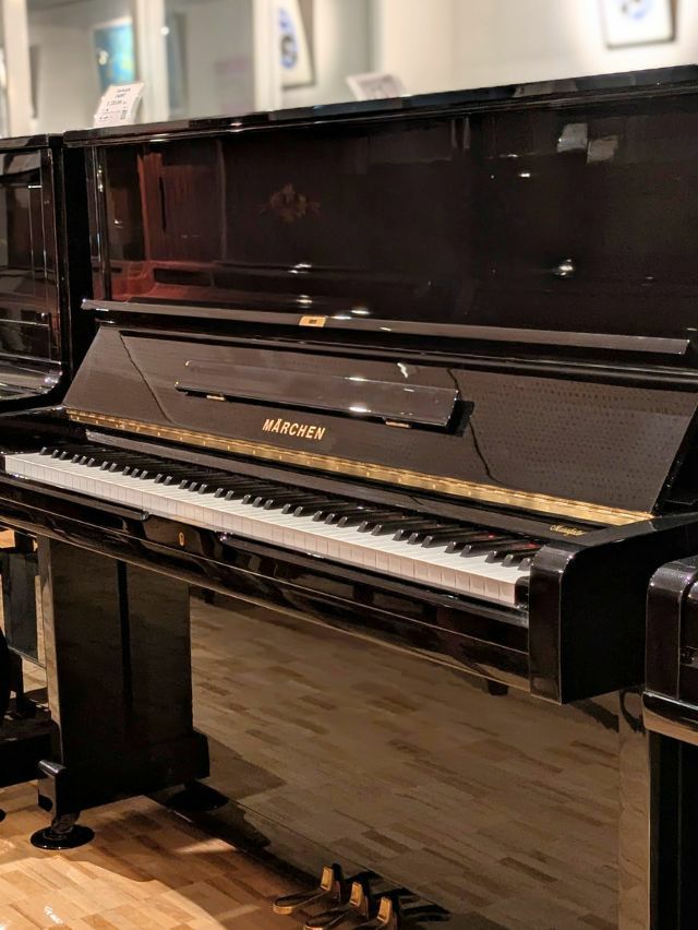 中古ピアノ　MARCHEN（メルヘン）MS280　本体