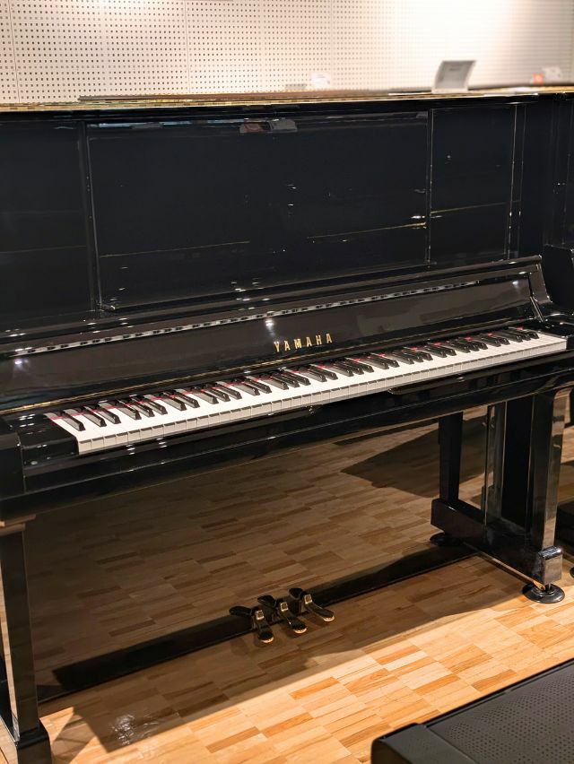 YAMAHA（ヤマハ） UX30A 中古ピアノ 人気のXシリーズ♪ ヤマハ上位 