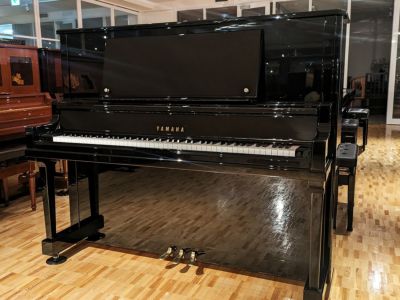 YAMAHA UX30A アップライトピアノ 上位機種 X支柱