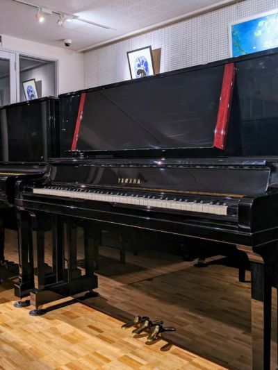 中古ピアノ　YAMAHA（ヤマハ）YU50　本体
