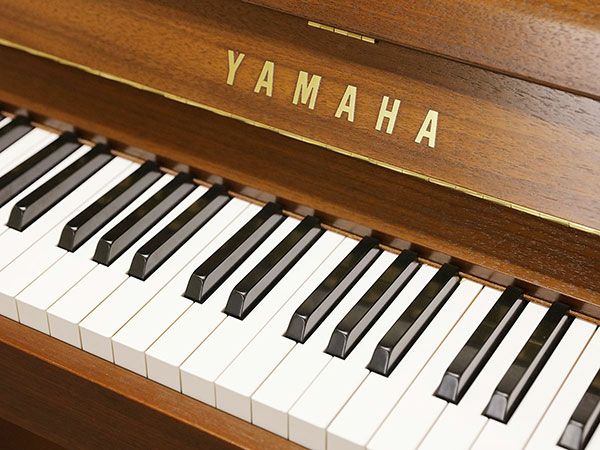 中古ピアノ　YAMAHA（ヤマハ）YM11Wn　鍵盤