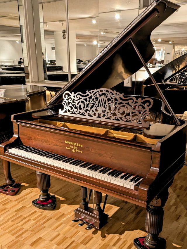 中古スタインウェイ (STEINWAY＆SONS）O180 ニューヨーク製  