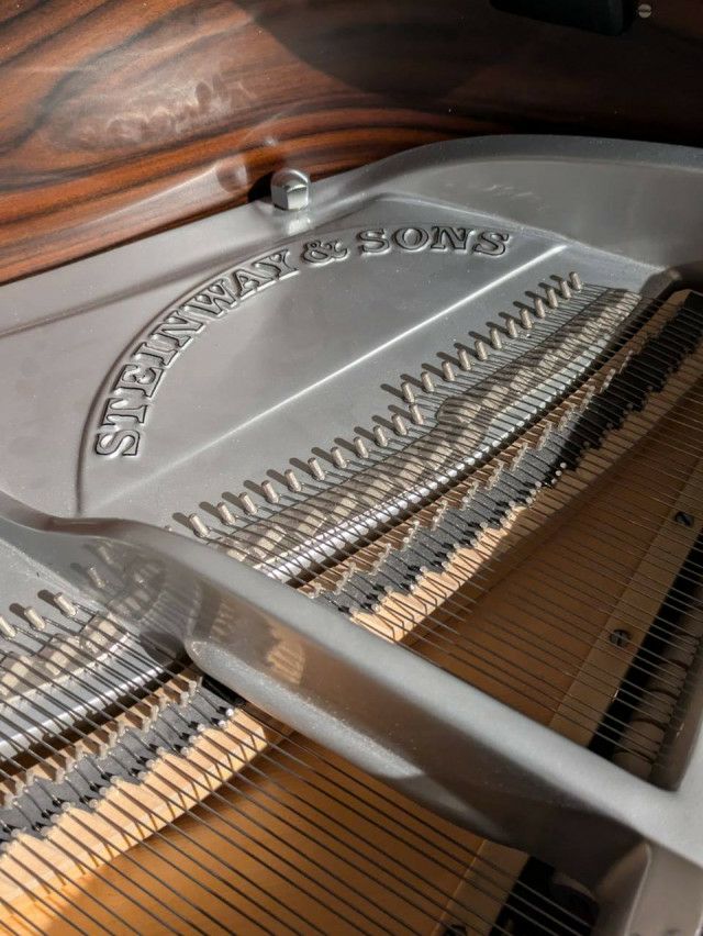 中古スタインウェイ (STEINWAY＆SONS）L179　譜面台