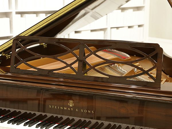 自動演奏機能付　中古スタインウェイ (STEINWAY＆SONS）M170 チッペンデール　譜面台