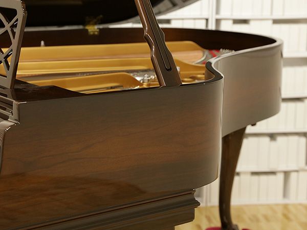 自動演奏機能付　中古スタインウェイ (STEINWAY＆SONS）M170 チッペンデール　美しい外観