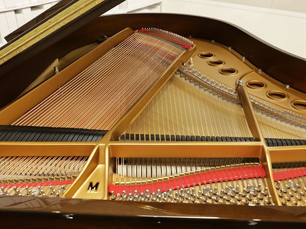 自動演奏機能付　中古スタインウェイ (STEINWAY＆SONS）M170 チッペンデール　内部