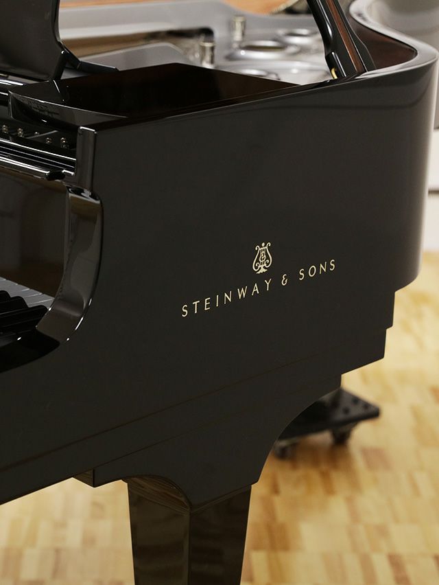 STEINWAY＆SONS（スタインウェイ＆サンズ） L179 中古スタインウェイ