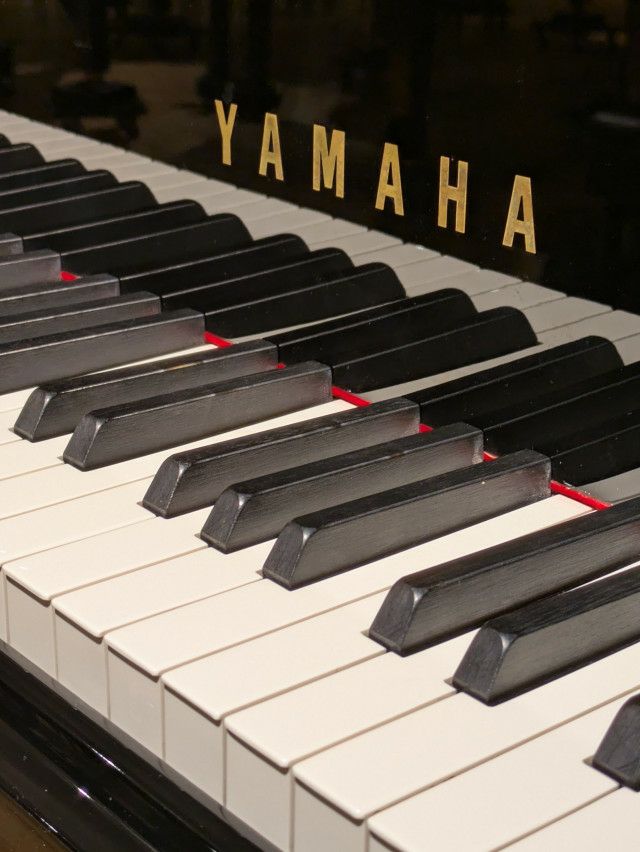 中古グランドピアノ　YAMAHA（ヤマハ）S400B　鍵盤