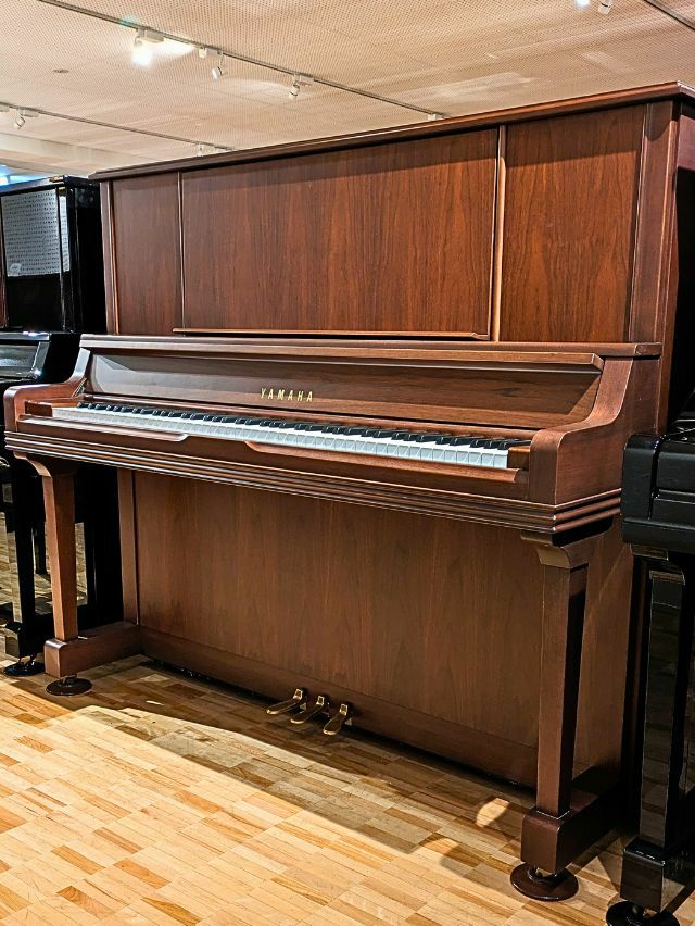 中古アップライトピアノ YAMAHA（ヤマハ）UX300Wn ヤマハ ハイグレード 