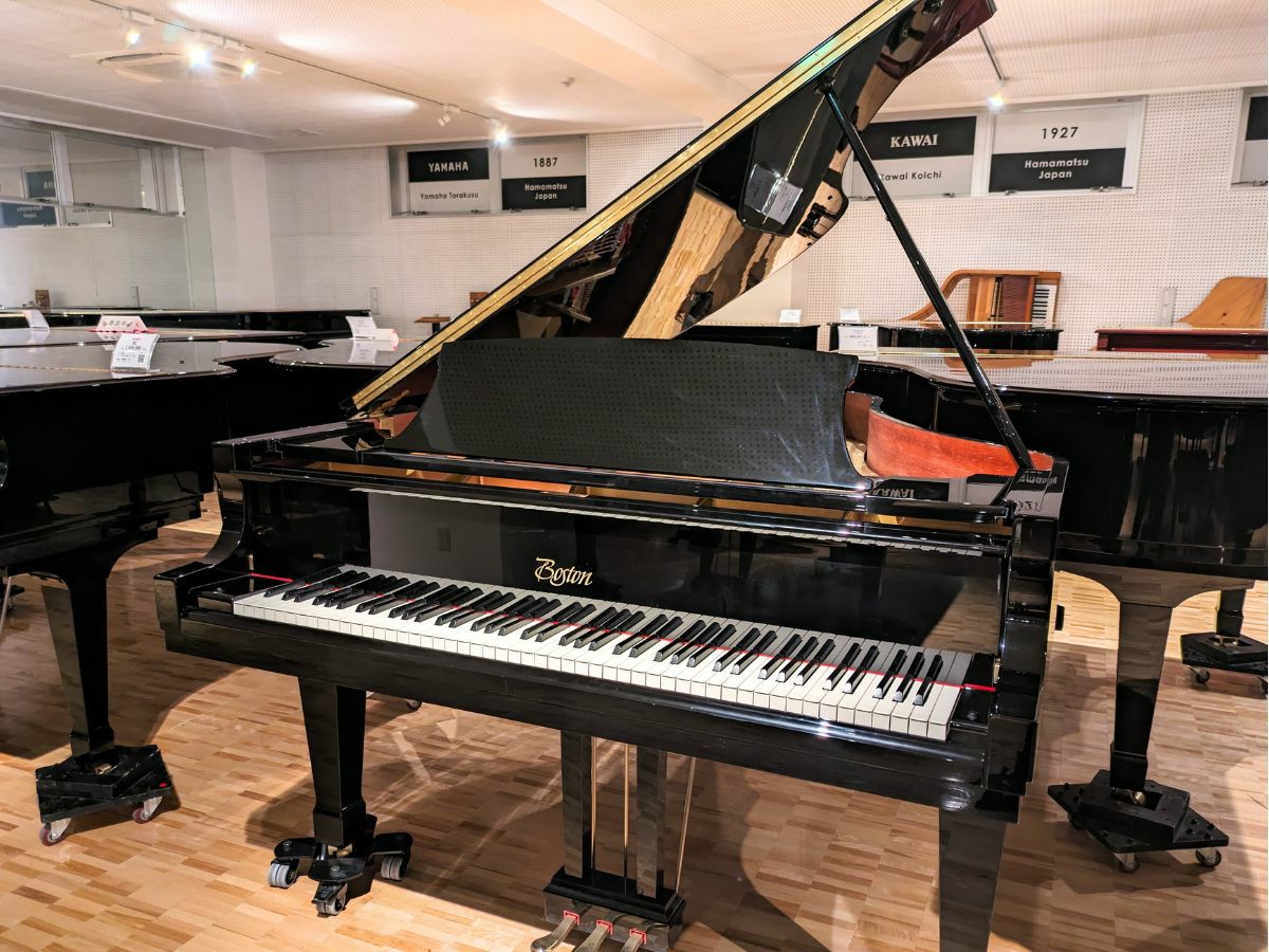 中古グランドピアノ　BOSTON（ボストン）GP193II　ダイナミックかつ繊細な、立体感のある響き
