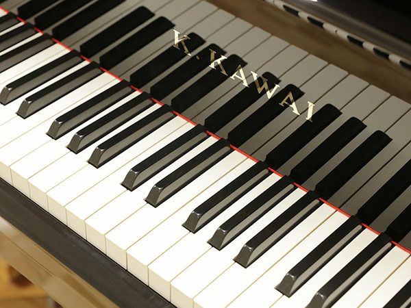 中古グランドピアノ　KAWAI（カワイ）CA40N　鍵盤
