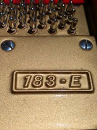 中古グランドピアノ　DIAPASON（ディアパソン）183E　機種