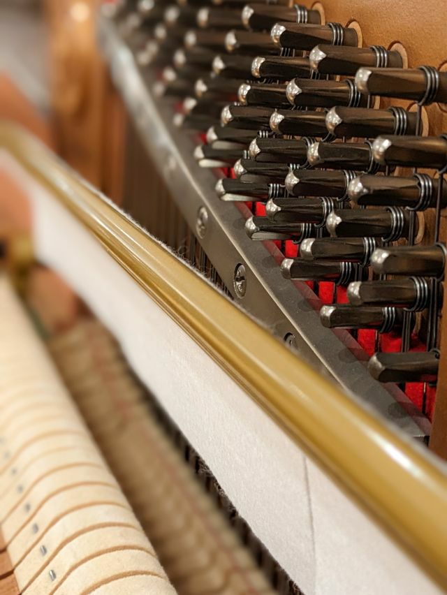 KAWAI（カワイ） CD500 中古ピアノ 存在感抜群のオンリーワンモデル