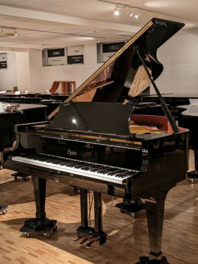 BOSTON（ボストン） GP156II 中古グランドピアノ パワフルで弾きごたえのある小型グランドピアノ