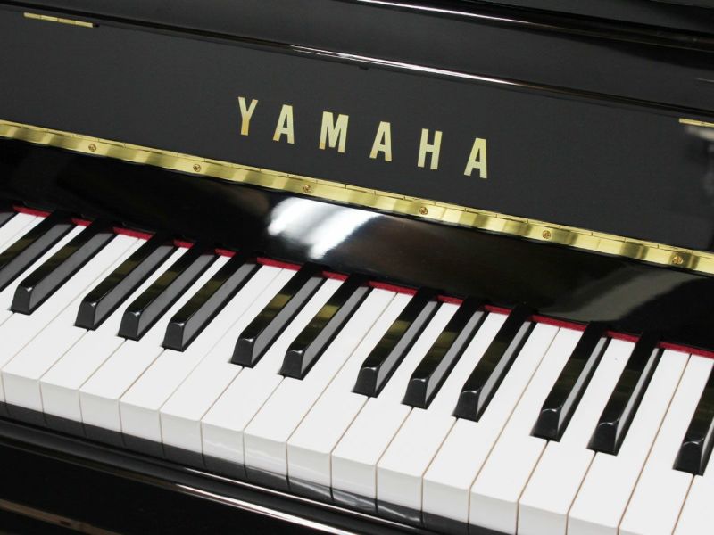 b113 YAMAHA（ヤマハ） 中古ピアノ 初心者のピアノとしてもお勧め！人気のヤマハ「bシリーズ」 | 中古ピアノ・新品ピアノ販売専門店  グランドギャラリーオンラインショップ