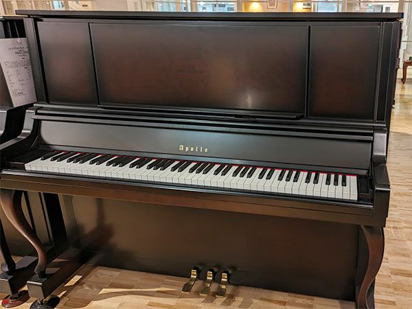 中古ピアノ　APOLLO（アポロ）W700TS　SSS搭載！木目アップライトピアノ | 中古ピアノ・新品ピアノ販売専門店　 グランドギャラリーオンラインショップ