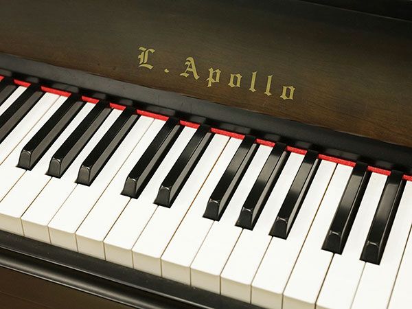 中古アップライトピアノ　APOLLO（アポロ）U2000　鍵盤