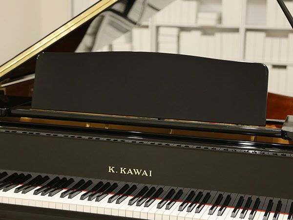 中古グランドピアノ　KAWAI（カワイ）GM10K　譜面台