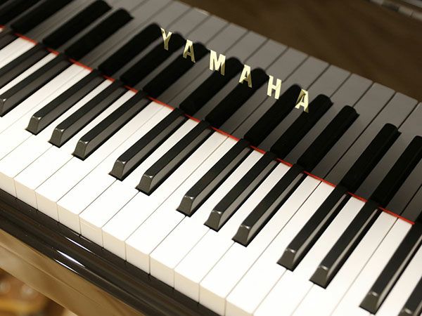 中古グランドピアノ　YAMAHA（ヤマハ）A1R　鍵盤