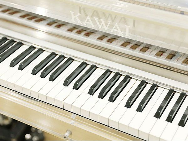 KAWAI（カワイ）CR40A　クリスタルピアノ　鍵盤