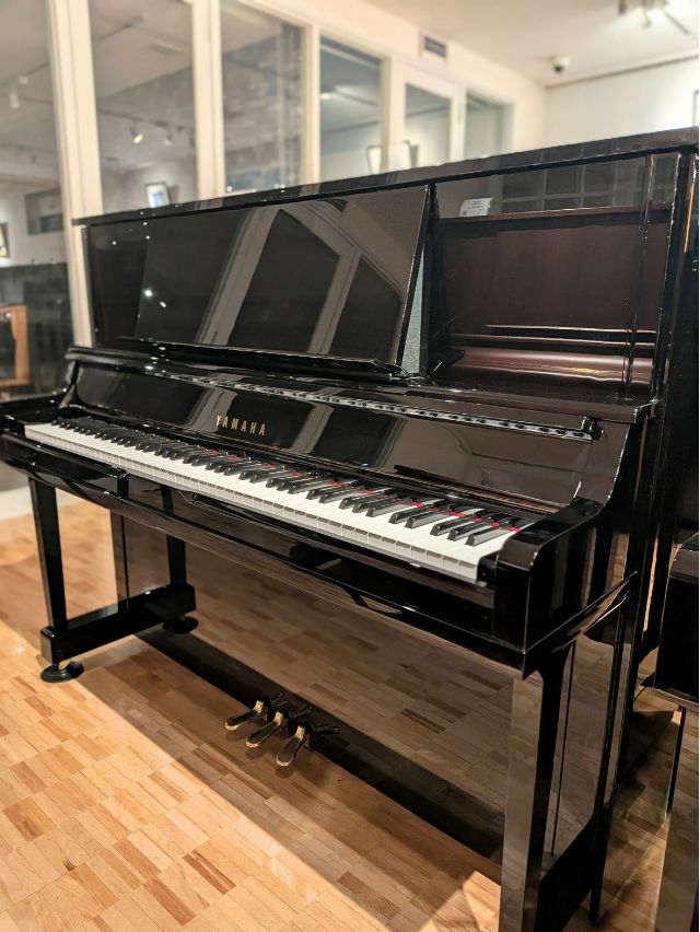 中古ピアノ　YAMAHA（ヤマハ）UX10A　本体