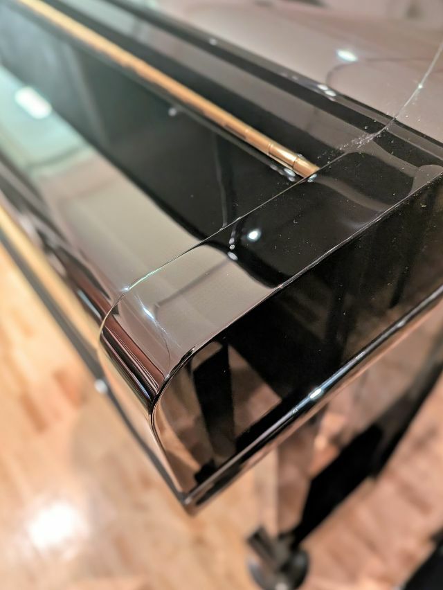 中古ピアノ　YAMAHA（ヤマハ）UX10A　腕木