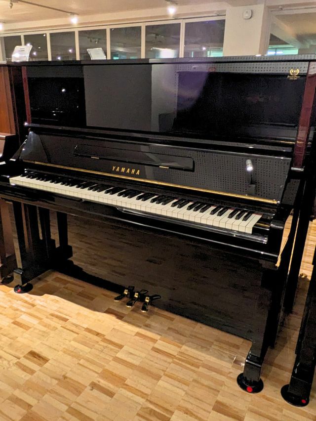 中古ピアノ YAMAHA（ヤマハ）YU3C ヤマハピアノ製造100周年記念特別モデル | 中古ピアノ・新品ピアノ販売専門店 グランドギャラリー ...