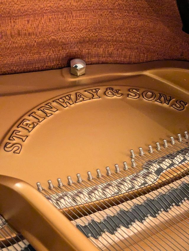 STEINWAY&SONS（スタインウェイ＆サンズ）L179_譜面台