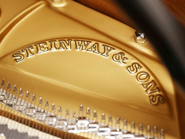 中古スタインウェイ　STEINWAY&SONS（スタインウェイ＆サンズ）S155　