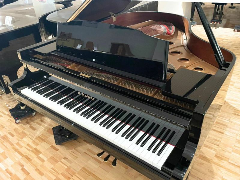 中古グランドピアノ　KAWAI（カワイ）GS30　本体