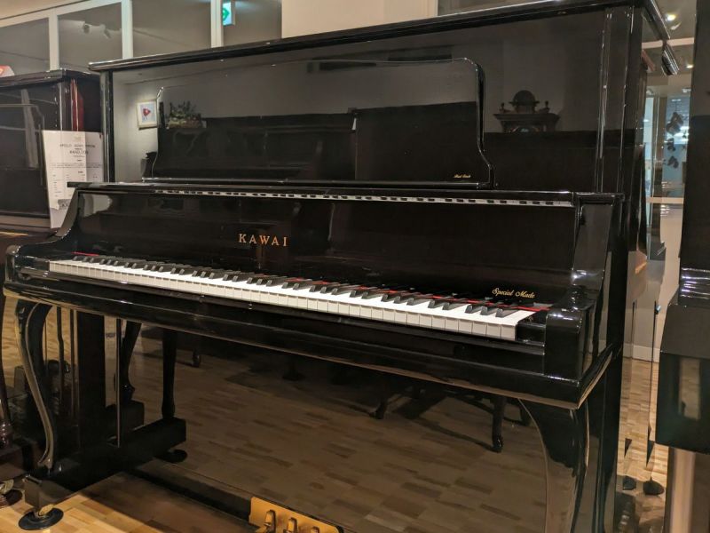 中古ピアノ　KAWAI（カワイ）DS8E　本体