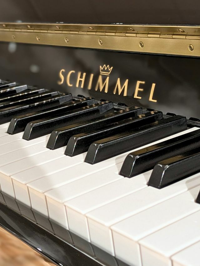 SCHIMMEL（シンメル）120TN_鍵盤