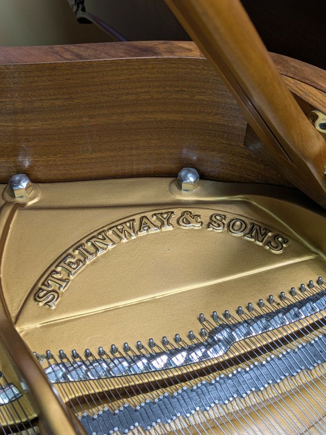 STEINWAY＆SONS（スタインウェイ＆サンズ） M170_LouisXV 中古