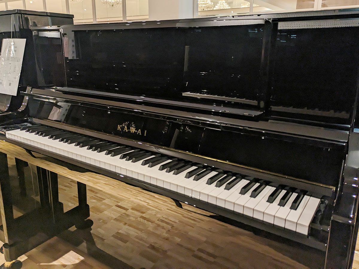 中古ピアノ KAWAI（カワイ）K400 新たなスタイルのカワイアップ 