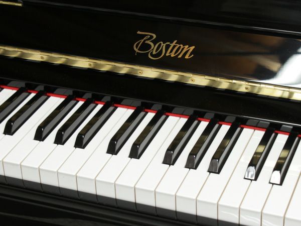 中古ピアノ　BOSTON（ボストン）UP118E　鍵盤