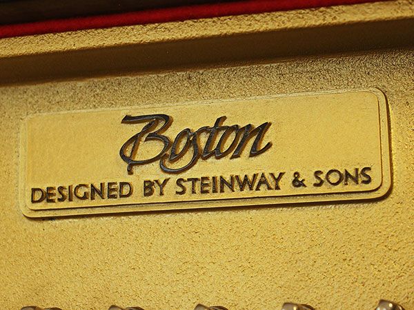 中古ピアノ　BOSTON（ボストン）UP118E　スタインウェイ設計
