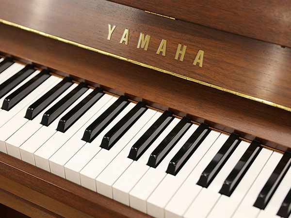 中古ピアノ　YAMAHA（ヤマハ）YU33W　鍵盤