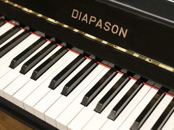 中古ピアノ　DIAPASON（ディアパソン）D40BC　鍵盤