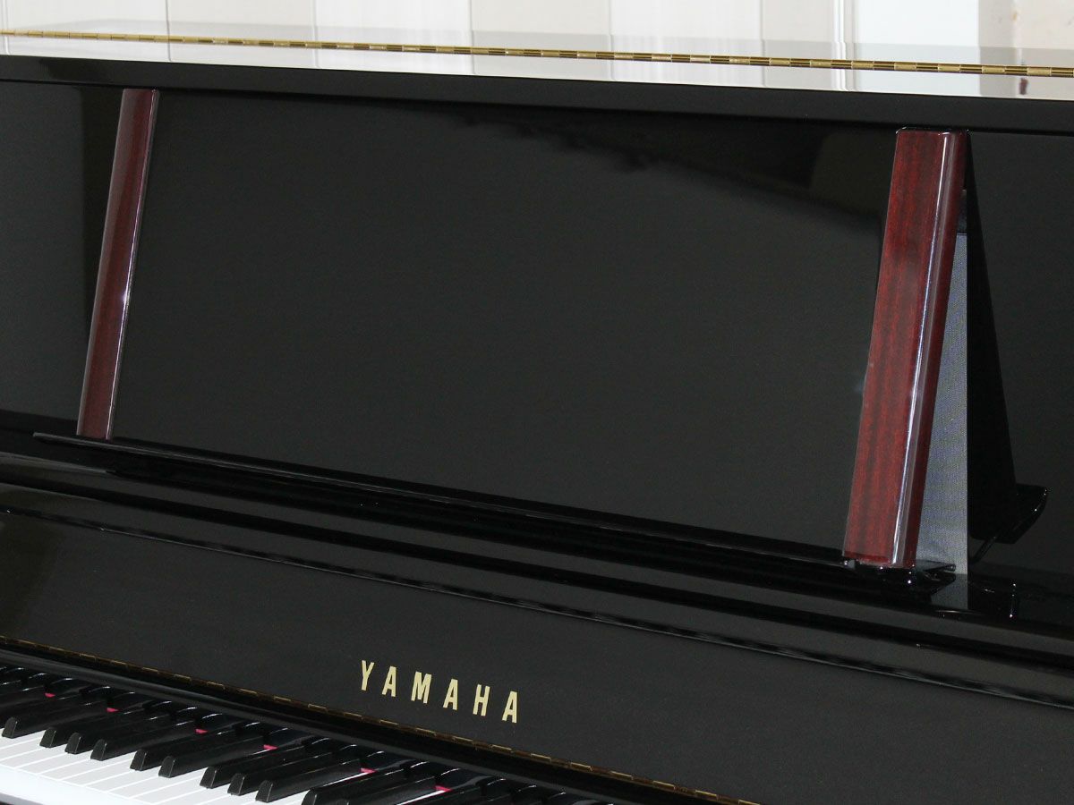 中古ピアノ　YAMAHA（ヤマハ）UX300　譜面台