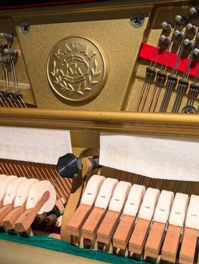 決定】KAWAI 最高グレード アップライトピアノ K-81/AT 消音機能 中古美品
