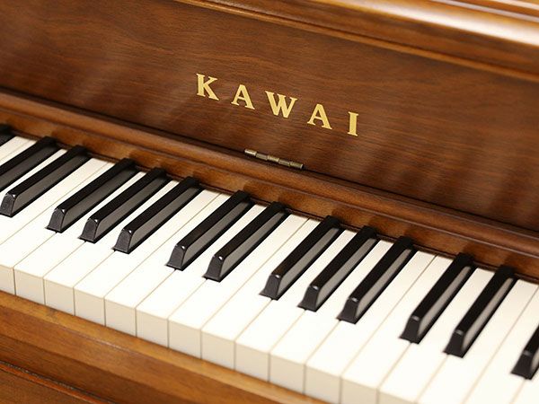 中古アップライトピアノ　KAWAI（カワイ）C81F　鍵盤