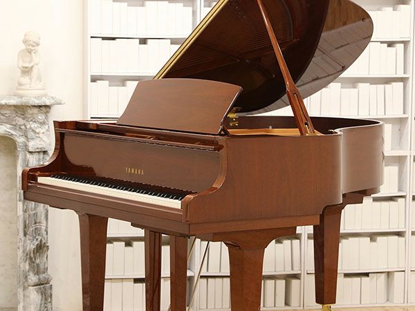 中古グランドピアノ　YAMAHA（ヤマハ）C1Xマホガニー　本体　