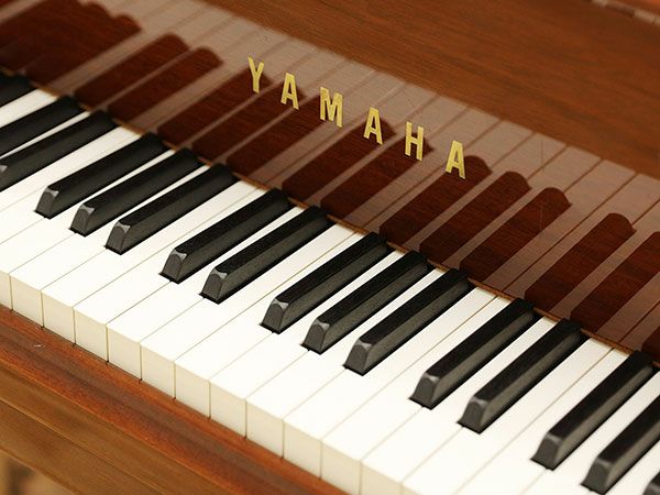 中古グランドピアノ　YAMAHA（ヤマハ）C1Xマホガニー　鍵盤