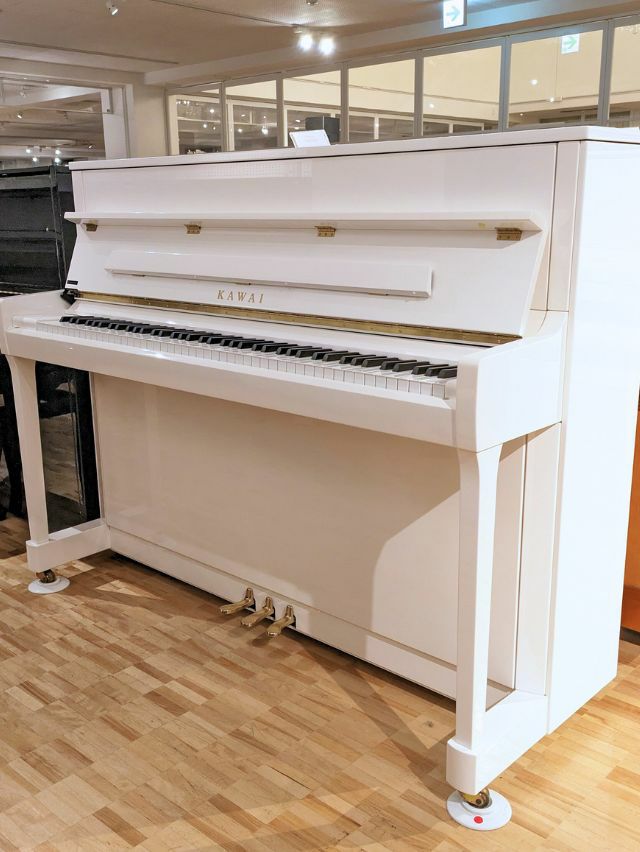 中古ピアノ　KAWAI（カワイ）K200ホワイト　本体