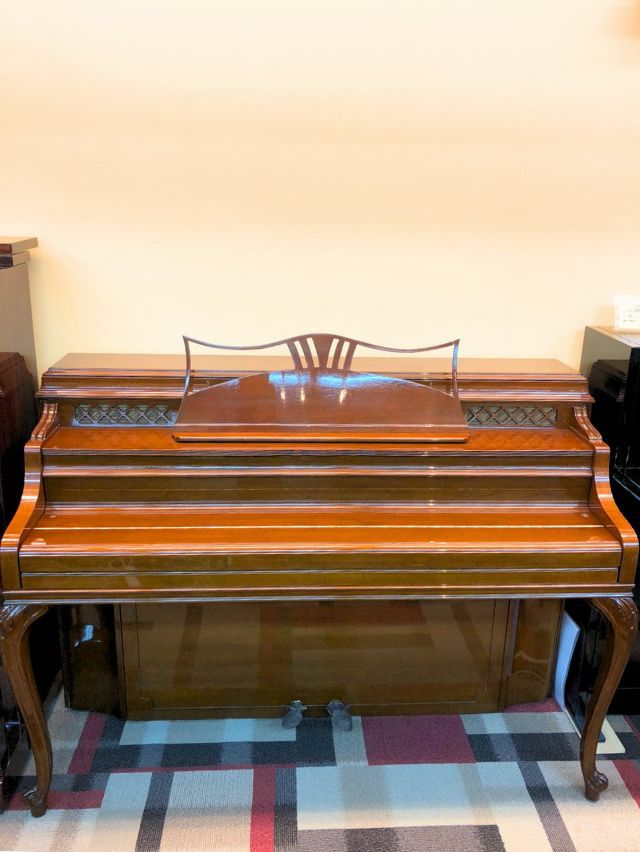 STEINWAY＆SONS（スタインウェイ＆サンズ） Model.F 中古