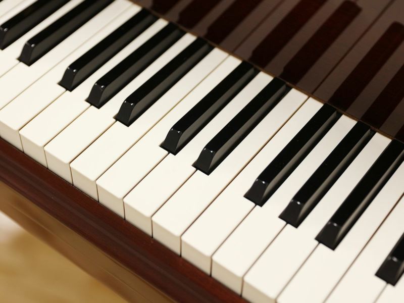 中古グランドピアノ　KAWAI（カワイ）RX2AF　鍵盤