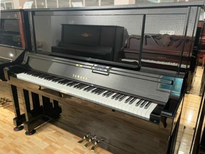 中古ピアノ　YAMAHA（ヤマハ）UX50Bl　本体