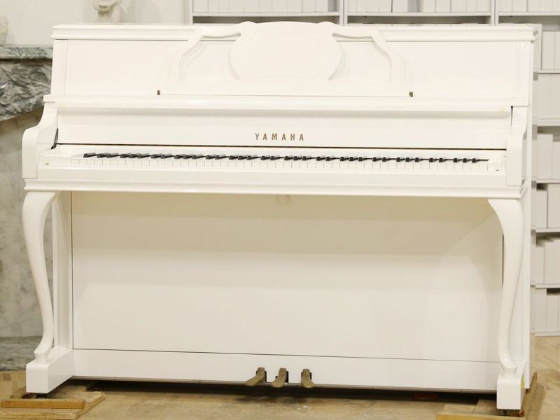 中古ピアノ　YAMAHA（ヤマハ）YF101Wホワイト塗装　本体